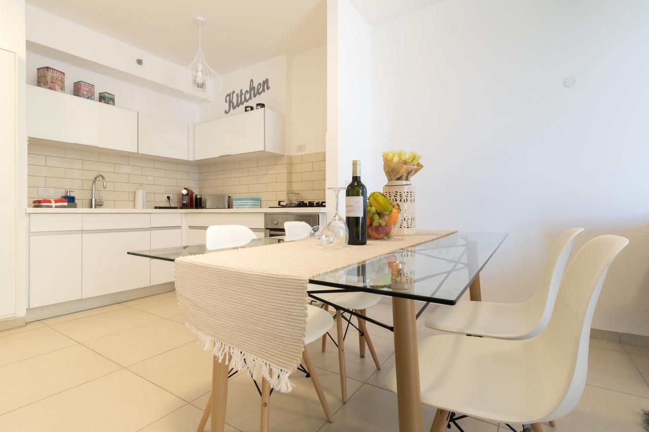 Luxury One-Bedroom Apartment/Parking In City Center Jerusalém Exterior foto