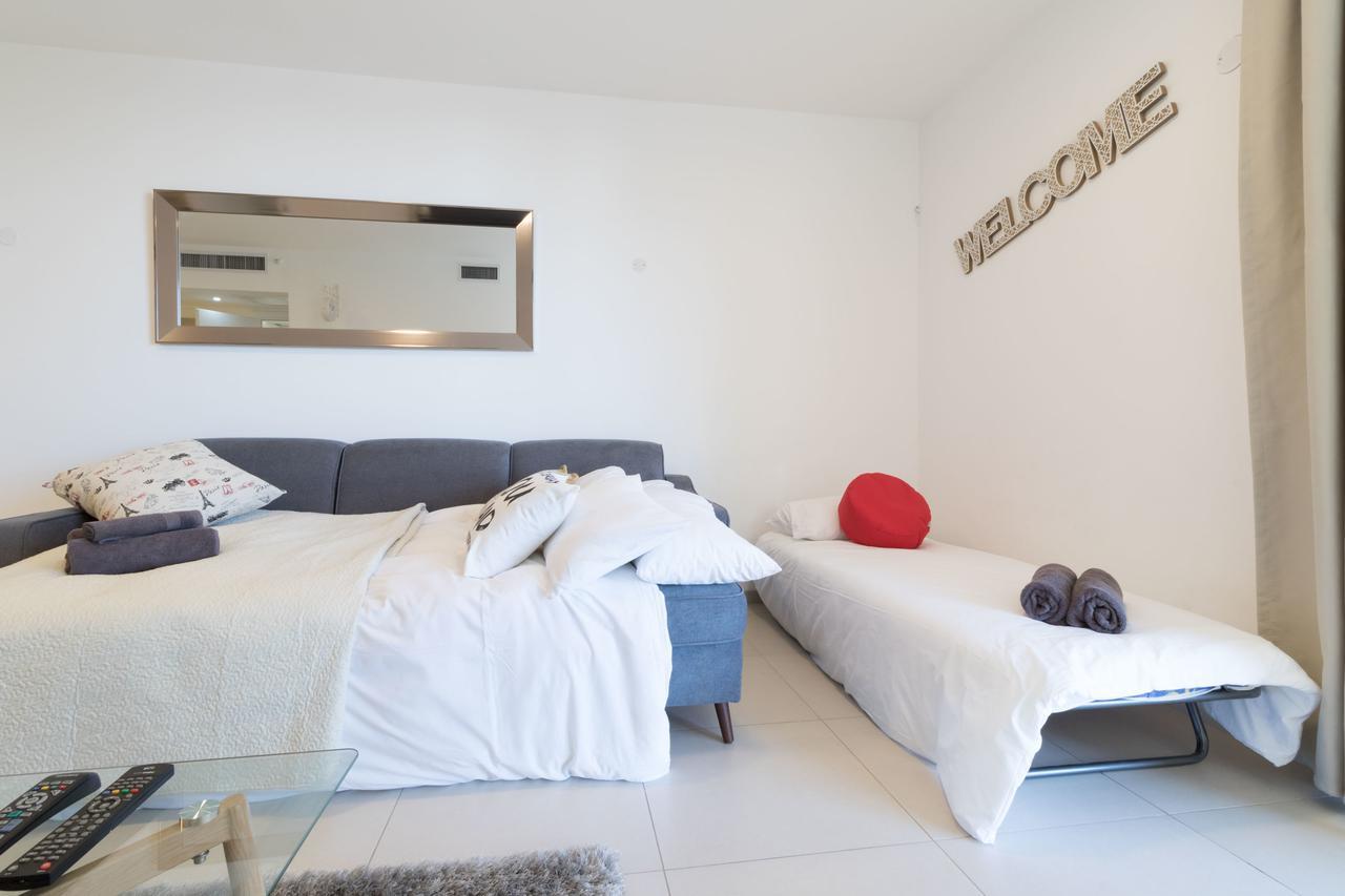 Luxury One-Bedroom Apartment/Parking In City Center Jerusalém Exterior foto