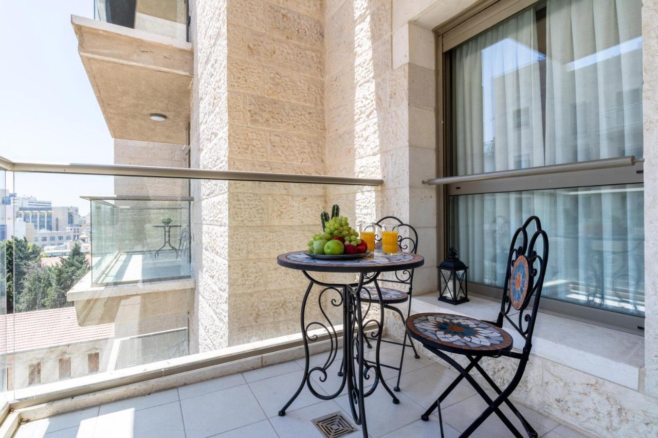 Luxury One-Bedroom Apartment/Parking In City Center Jerusalém Exterior foto